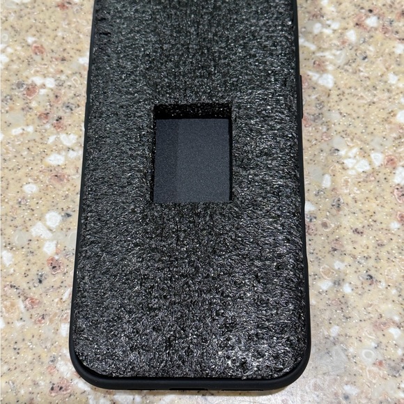 NEW! Walli iPhone 16 pro max Case - Picture 2 of 2